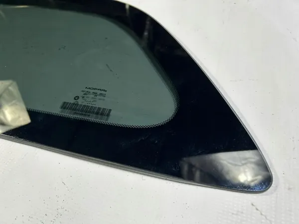 OEM 8757734 Bak vänster karossglas för Dodge Durango image 5