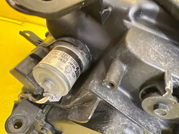 Faros Derecho Toyota Land Cruiser Prado 09-17 LED 81185-60J20 image 2