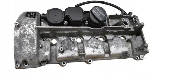 Mercedes-venttiilikansi OEM A6460160505 - Käytetty image 2