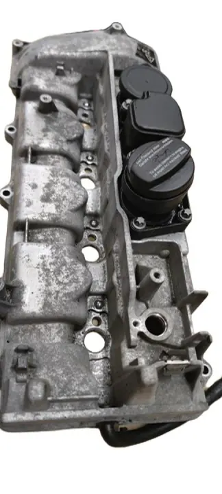 Mercedes-venttiilikansi OEM A6460160505 - Käytetty image 4