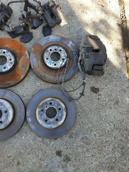 Discos e pastilhas dianteiros OEM 60/36/374 para BMW image 3
