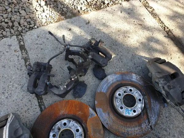 Discos e pastilhas dianteiros OEM 60/36/374 para BMW image 4