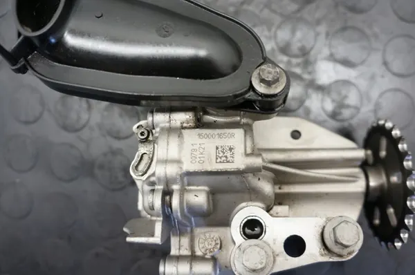 Öljypumppu OEM 150001650R Renault Trafic III 1.6 DCI image 6