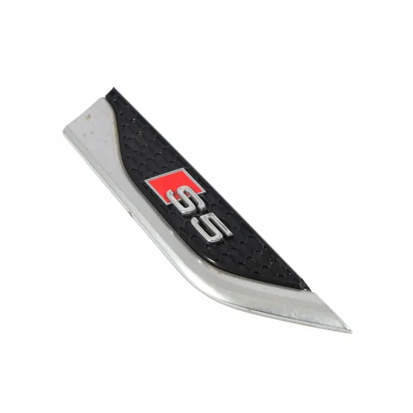 Audi S5 F5 Ovi-Embleema Logo Oikea OEM 8W6853602C image 10