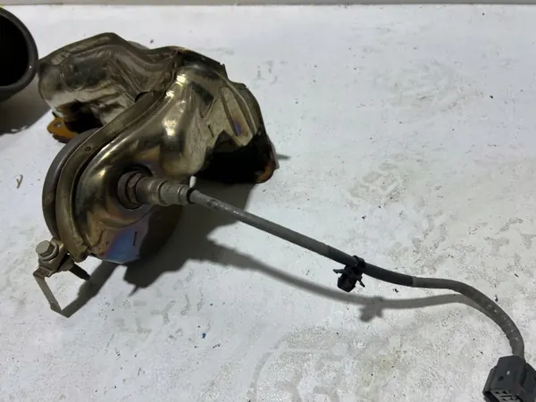 Colector de Escape Mazda 3 BP OEM KFGGHQ1221qs33 image 3