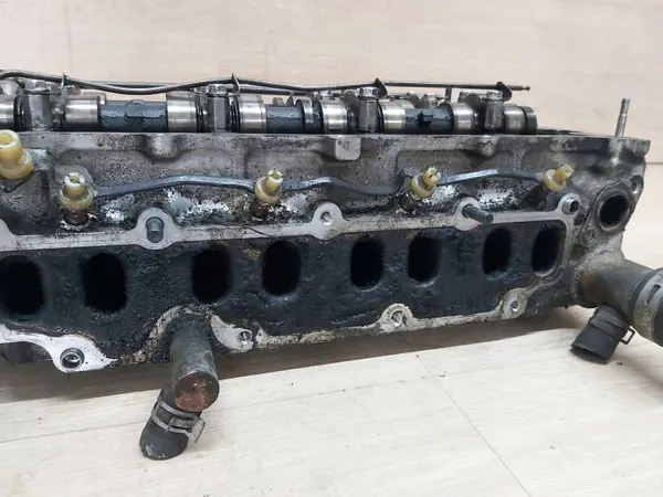 OEM 2,2 DCAT GŁOWICA 2AD-FHV Cabeça do Motor image 4