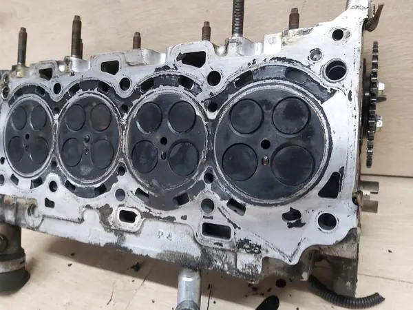 OEM 2,2 DCAT GŁOWICA 2AD-FHV Cabeça do Motor image 8
