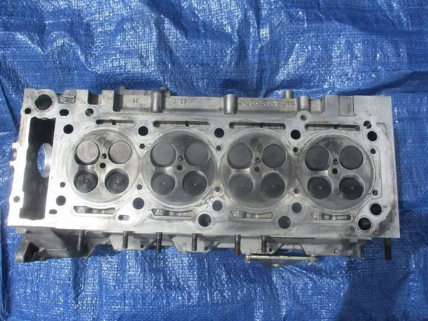 Cylinder Head Mercedes Sprinter 906 Vito W639 2.2 CDI image 4