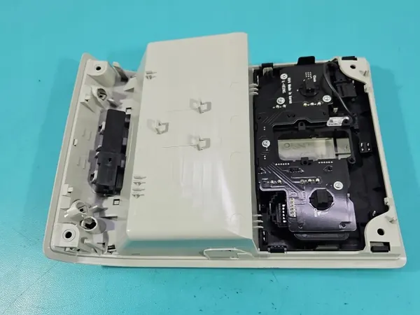 Luz de cabine Skoda Kodiaq I OEM 3V0868837C image 5