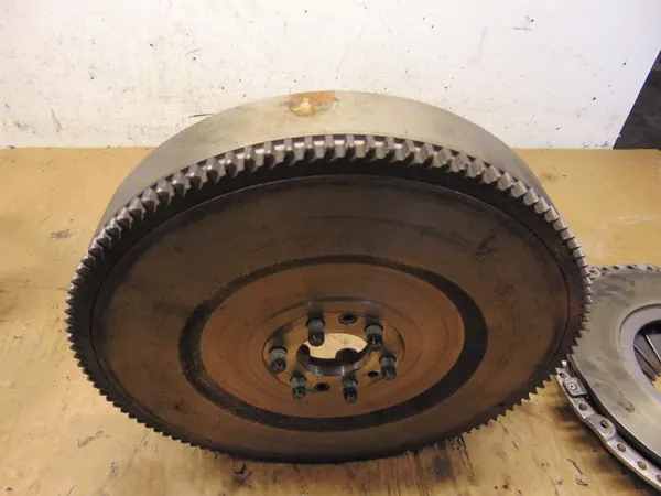 Kaksoismassavauhtipyöräpaketti Ford Focus III 1.6TDCI image 10