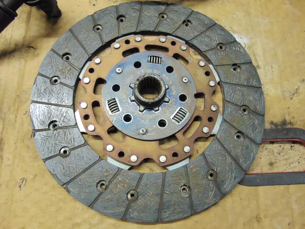 Kaksoismassavauhtipyöräpaketti Ford Focus III 1.6TDCI image 6