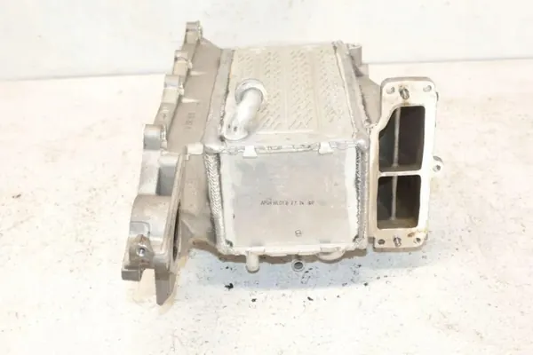 Colector de admisión VW OEM 03N129766C para Arteon Diesel image 8