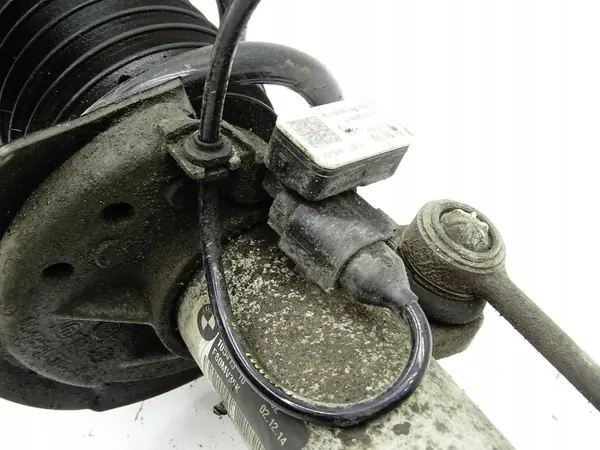OEM 7853702 Fram Höger Stötdämparfäste BMW M3/M4 image 6