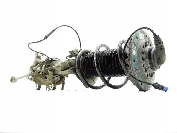OEM 7853702 Fram Höger Stötdämparfäste BMW M3/M4 image 9