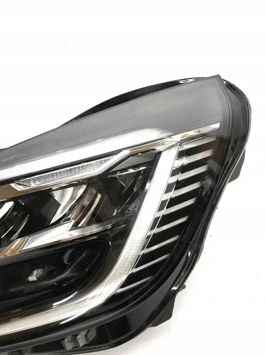 Vasen Etuvalaisin Renault Captur II Full LED OEM 260601693R image 4