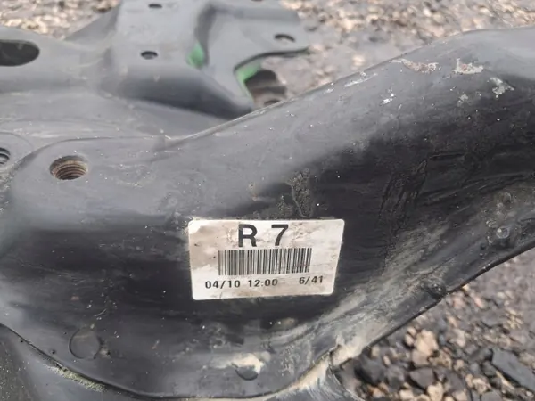 Poikittaispalkki OEM Trawersa Honda Jazz II image 3