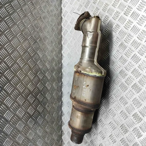 Katalysaattori OEM 80A131703AM Audi Q5 Sportbackille image 2