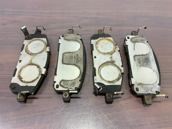 Plaquettes de frein avant Mitsubishi FBZ28159 - OEM image 2