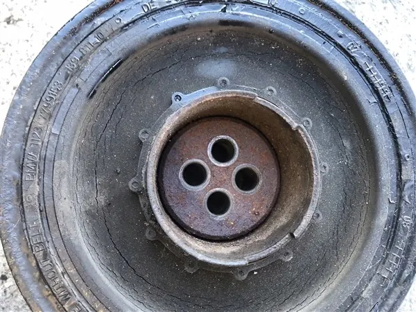 Polia do virabrequim BMW 1 E87 2.0 D Diesel image 2