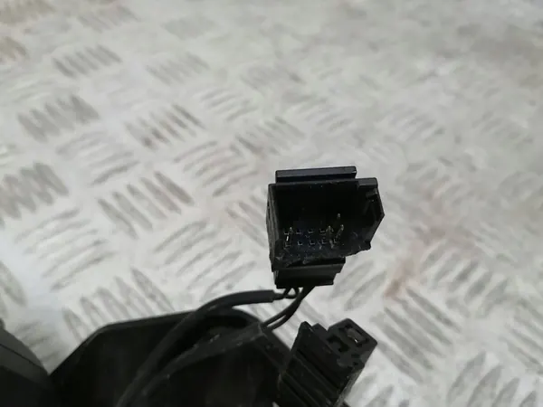 AUDI A6 C8 Kombi Sicherheitsgurt hinten 4K8857739AD image 3