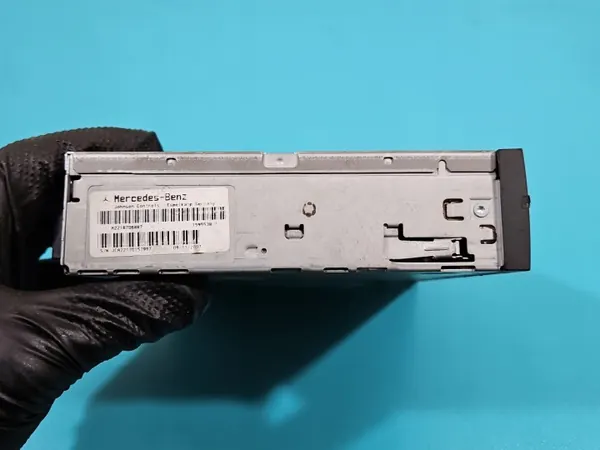 Mercedes W221 TV/CD-växlare OEM A2218706887 image 4