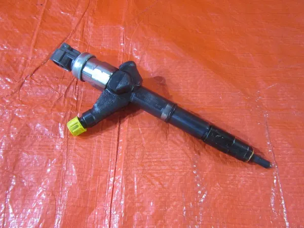 INJEKTOR DENSO NISSAN X-TRAIL T30 2.2D 2001 16600-8H800 image 7