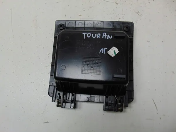 Compartimento superior salpicadero VW Touran II Negro 1T1857921E image 5