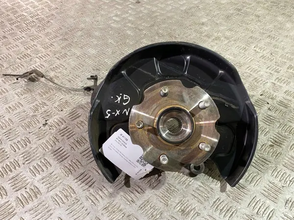 Lexus NX 2020 Hinterradnabe OEM UTO41158 image 2
