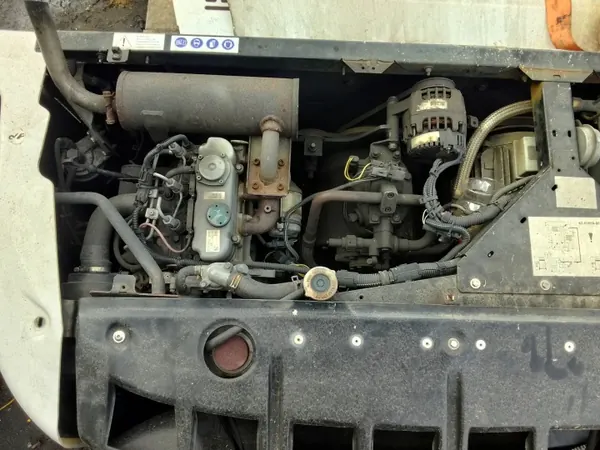 Carrier Supra 750 - Pieza OEM Carrier usada image 5