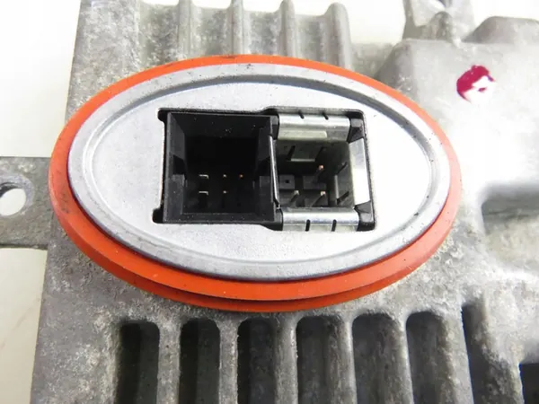 Convertidor Xenón BMW 5 GT F07 7237647 image 9