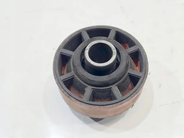Silentbloc OEM KVF500161 para Discovery 3 image 4