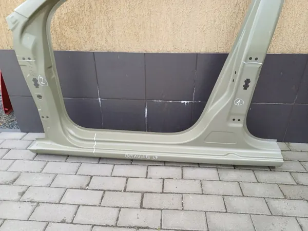 Soleira esquerda OEM LUK2225 NJI para Skoda Octavia 3 image 3