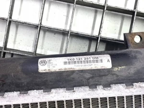 CHŁODNICA WODY VW CADDY III 1.6 102KM 1K0121251DM 04-15 RADIATOR image 4