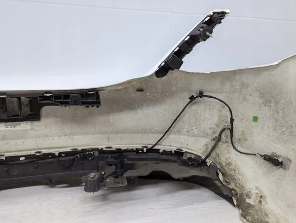 Parachoques trasero completo blanco polar Mercedes W205 image 9