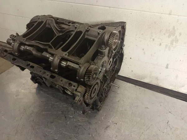 Mercedes 2.2 CDI Motorblock OEM R6510111401 image 9