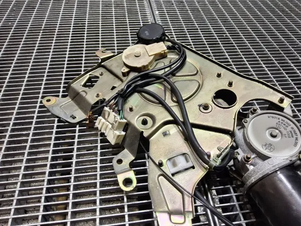 Nissan Elgrand schuifdeurmotor OEM 979315WL002 image 10