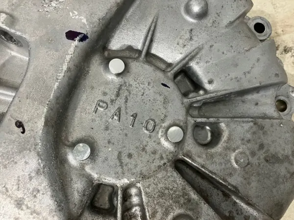 Vaihteiston kansi OEM 1VM Toyota Corolla E21 Hybridille image 3