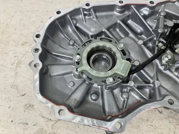 Vaihteiston kansi OEM 1VM Toyota Corolla E21 Hybridille image 7