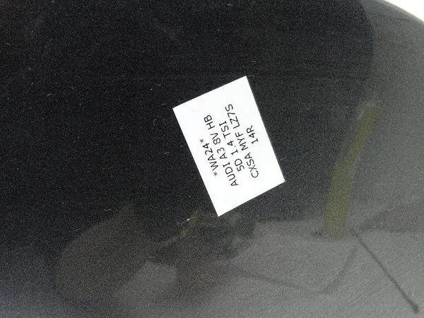 Audi OE 8V4827933C Spoiler de Coffre Occasion image 4