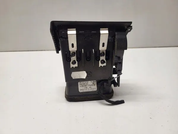 Rejilla de ventilación izquierda Mercedes Clase C 204 OEM A2048300754 image 3
