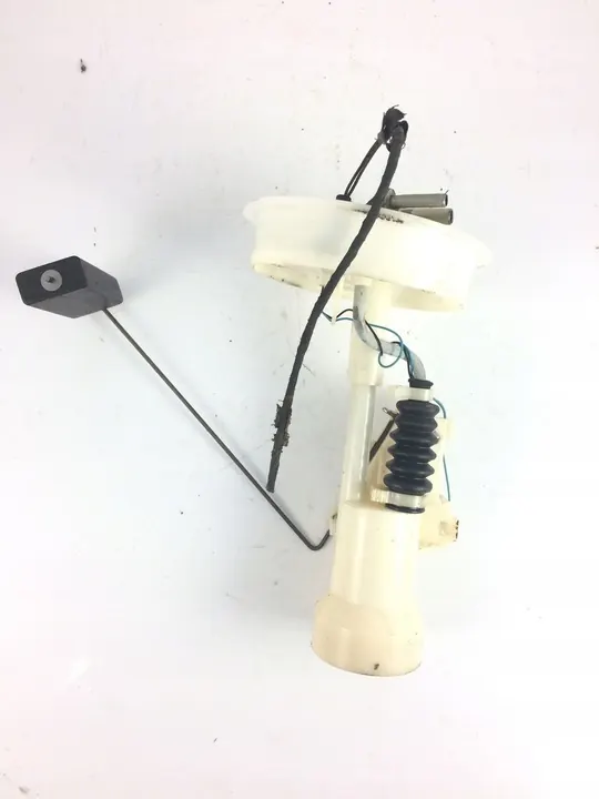 Bomba de Combustível VW Golf III 1.9 D 1H0919051B image 2