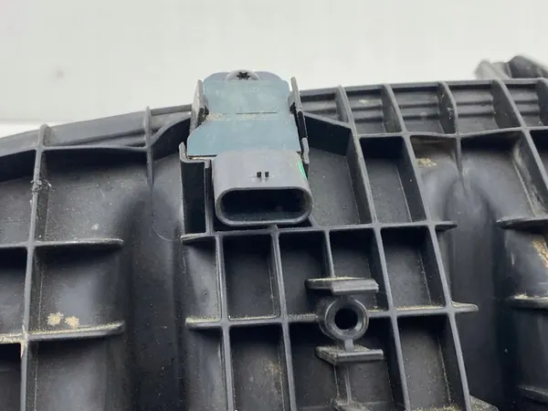 2020 Porsche Macan (95B) Ansaugkrümmer 06L133201FP image 6