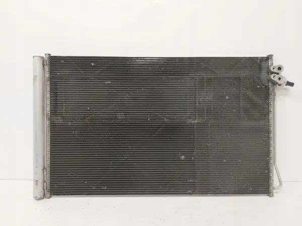 Radiateur de Climatisation Mercedes W447 A4476350070 image 3