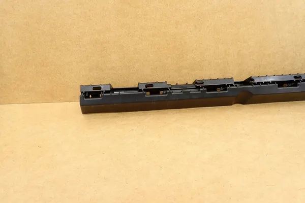 Volvo OE 32216526 Support de seuil droit arrière image 3