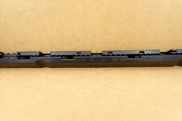 Volvo OE 32216526 Support de seuil droit arrière image 4