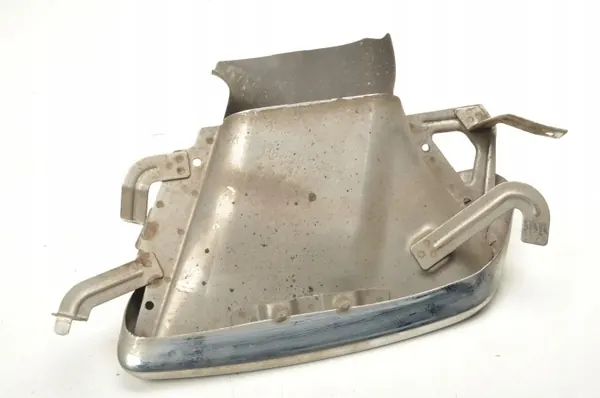 Volvo XC40 Embout Échappement 31407970 Droit image 4
