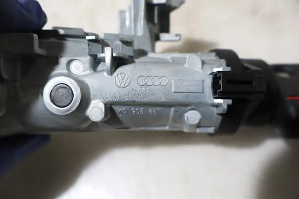 Sytytyskytkin SKODA FABIA III 1.2TSI OEM 1K0905851A image 4