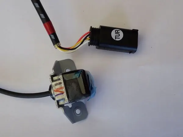 Peruutuskamera Hyundai IX35 Santa Fe 95790-2Y500 image 2