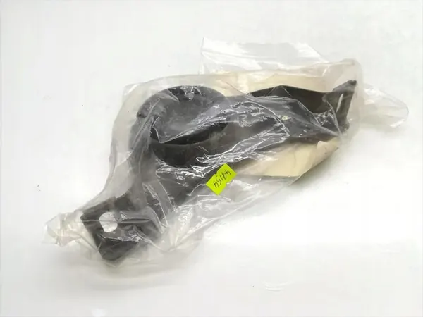 Mercedes-Benz E-Class Aandrijfas Steunlager E 200 image 4