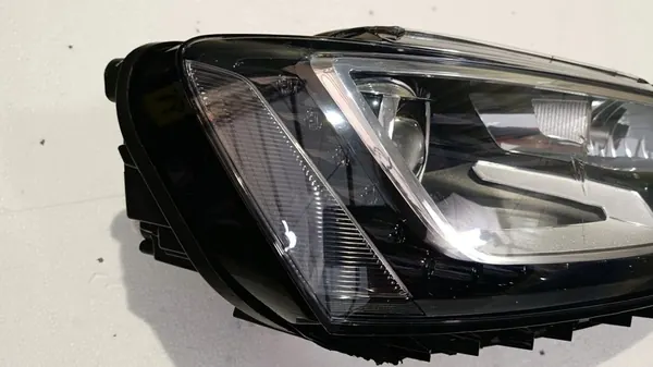 VW JETTA Farol Dianteiro Esquerdo Xenon LED 5G1941077 image 3